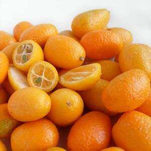 Pomeranč, Kalorie, výhody a poškození, Užitečné vlastnosti -