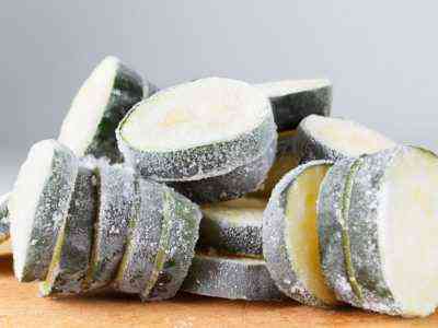 Zucchini für den Winter einfrieren