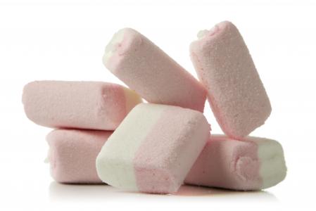 Marshmallow Vorteile, Eigenschaften, Kaloriengehalt, nützliche Eigenschaften und Schaden