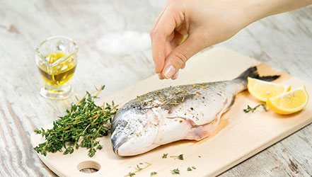 Thyme as a seasoning for fish