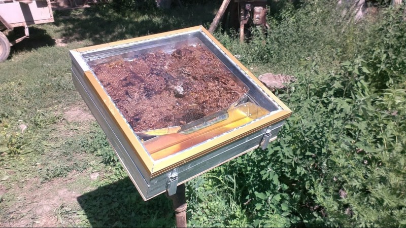 Solar wax melter: how to do it yourself