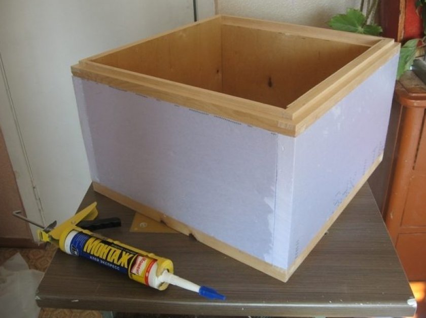 Plywood and Styrofoam Hive: Assembly