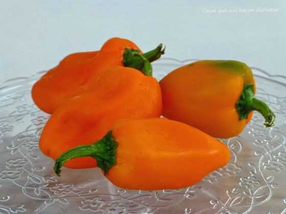 Descripción de pimienta maravilla naranja
