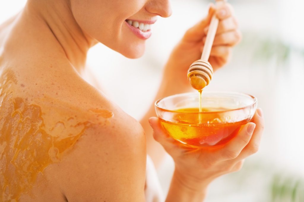 Hunajakääre laihtumiseen: kotitekoisia reseptejä hunajan, sinapin ja suolan kanssa
