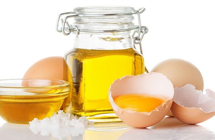 Hårmaske med honning: oppskrifter med egg, kanel, konjakk.