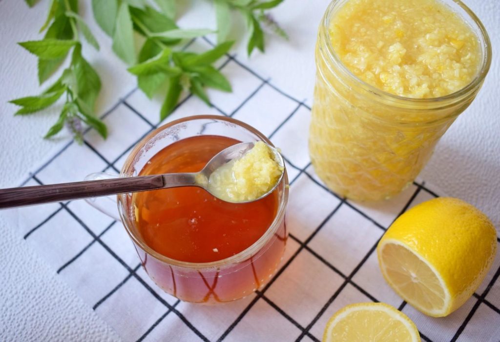 Τζίντζερ με μέλι και λεμόνι: συνταγές για υγεία