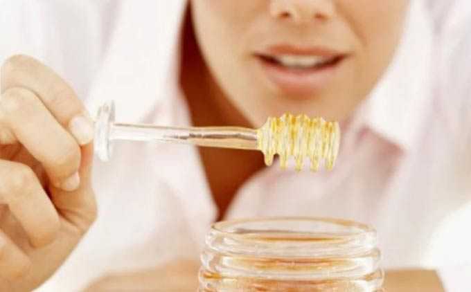 ¿Es posible curar la cistitis con miel?