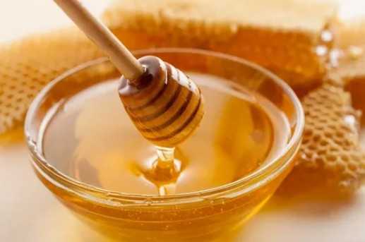 Kuinka hoitaa ikeniä hunajalla (parodontiitti, ientulehdus) –