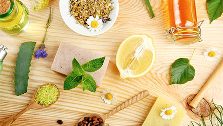 Limone e altri ingredienti naturali in cosmetologia