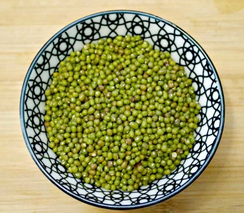 Kacang hijau (kacang emas atau kacang hijau), Kalori, faedah dan bahaya, Sifat berguna -