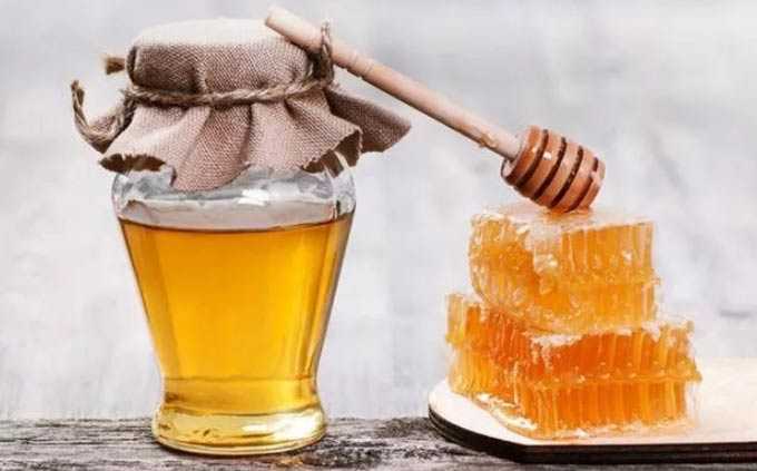 Is het mogelijk om honing te eten voor diarree voor een volwassene en een kind? -