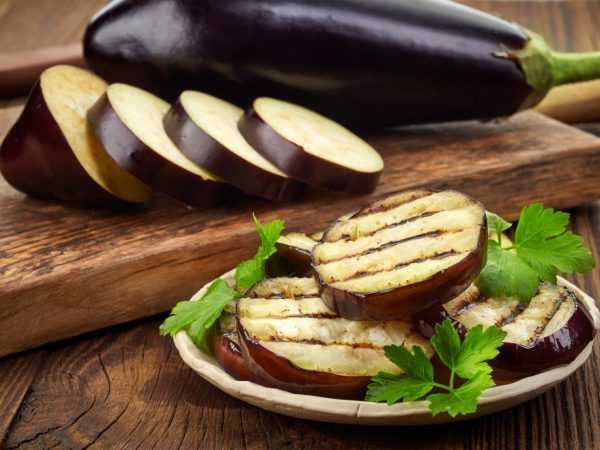 Eggplant a cikin abincin yara